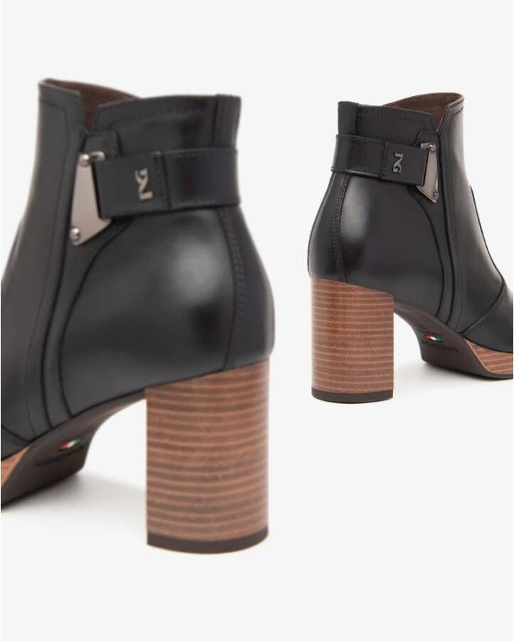 Nerogiardini Zwarte leren gesp enkellaarzen Black Dames