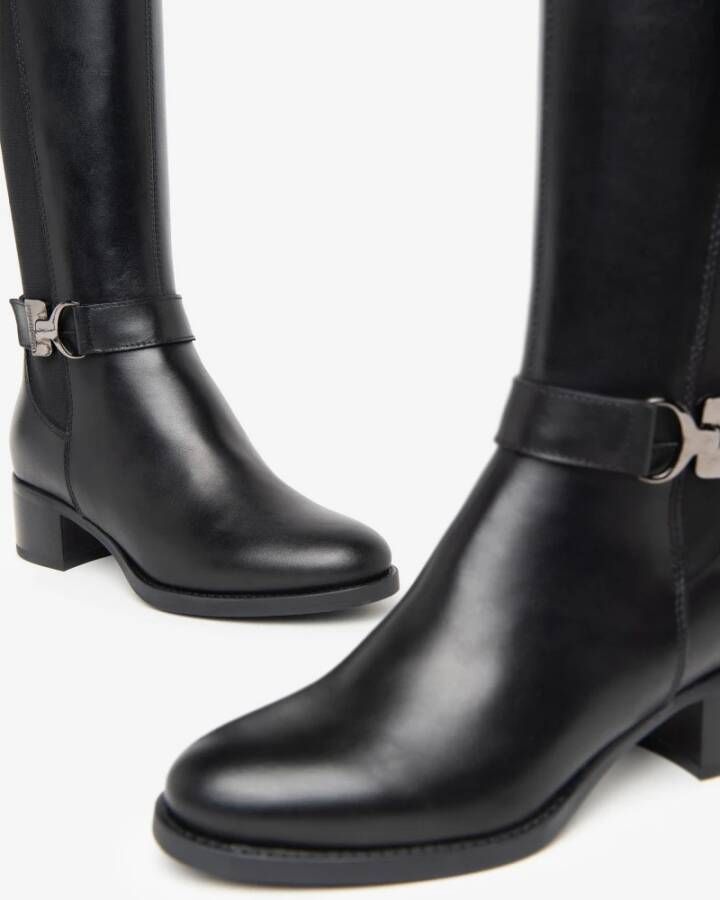 Nerogiardini Zwarte leren laarzen met decoratieve gesp Black Dames