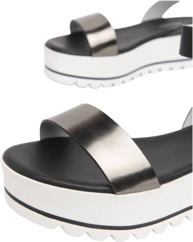 Nerogiardini Zwarte Platte Sandalen