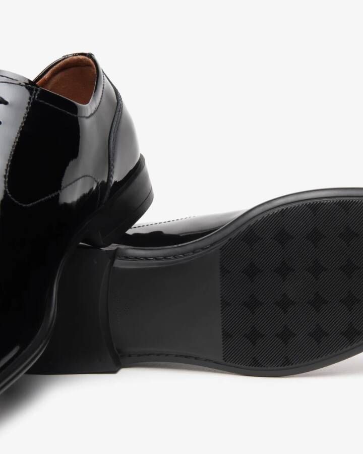 Nerogiardini Zwarte platte schoenen Vernice