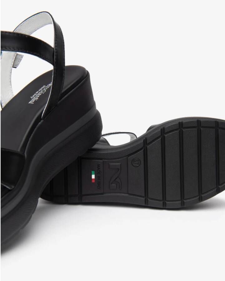 Nerogiardini Zwarte sandalen met sleehak