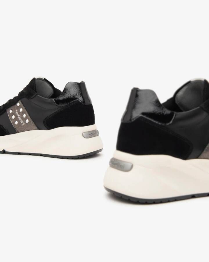 Nerogiardini Zwarte Sneakers met Lage Wedge