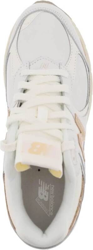 New Balance 2002R Leren en Mesh Sneakers White Dames