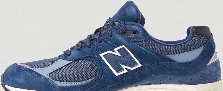 New Balance 2002R Suede Sneakers Blauw Heren