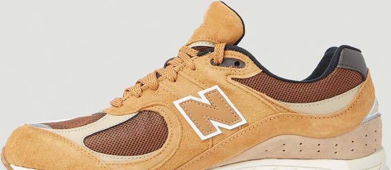 New Balance 2002R Suede Sneakers Bruin Heren