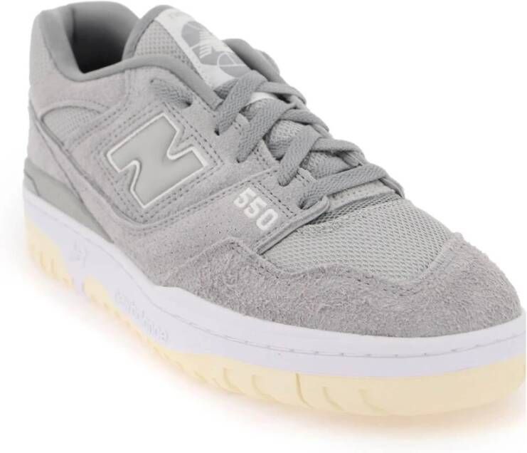 New Balance 550 Leren Sneakers met Perforaties Gray Heren