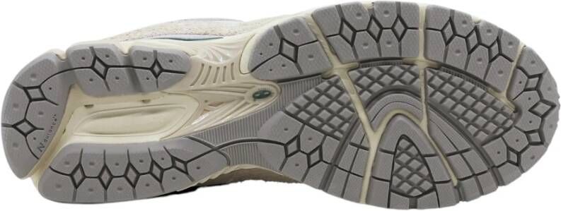 New Balance Beige Lifestyle Sneakers Unisex