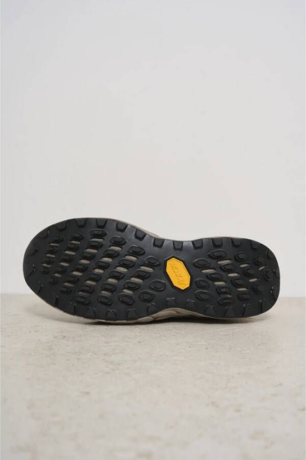 New Balance Grijze Hardloopschoenen Lichtgewicht Ademend Nylon