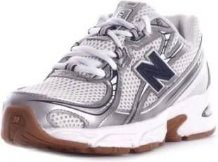 New Balance Grijze Leren Sneakers Geperforeerde Details