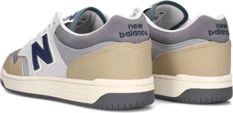 New Balance Grijze Suède Lage Sneakers