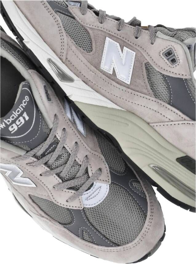 New Balance Grijze Suède Sneakers voor Mannen Gray Heren