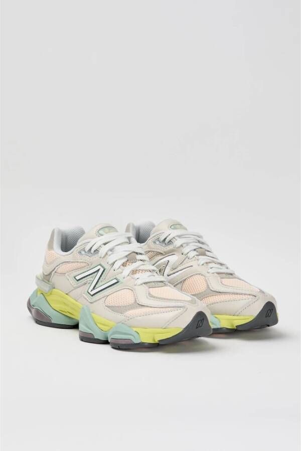 New Balance Platte Leren Sneakers met Dubbele Dichtheid Tussenzool Multicolor Dames