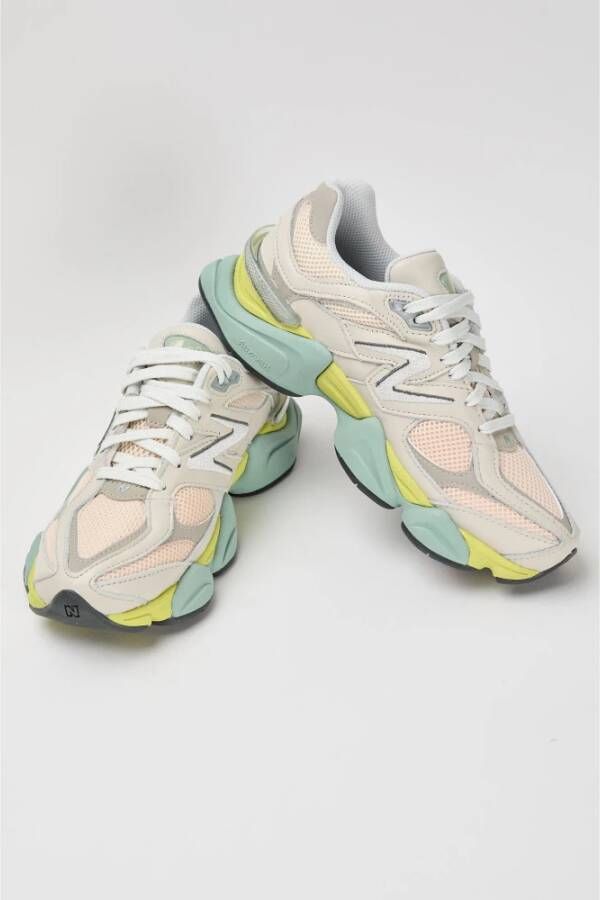 New Balance Platte Leren Sneakers met Dubbele Dichtheid Tussenzool Multicolor Dames