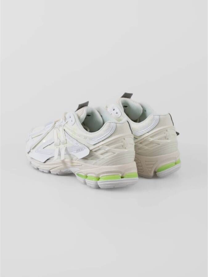 New Balance Retro-futuristische hardloopschoenen