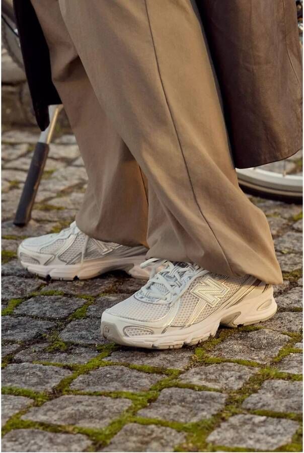 New Balance Retro Mesh Sneakers