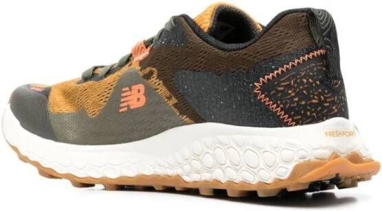 New Balance Gouden Flyknit Sneakers voor modebewuste mannen Beige Heren