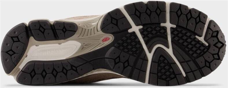 New Balance "2002R Protection Pack Sneakers" Beige Heren