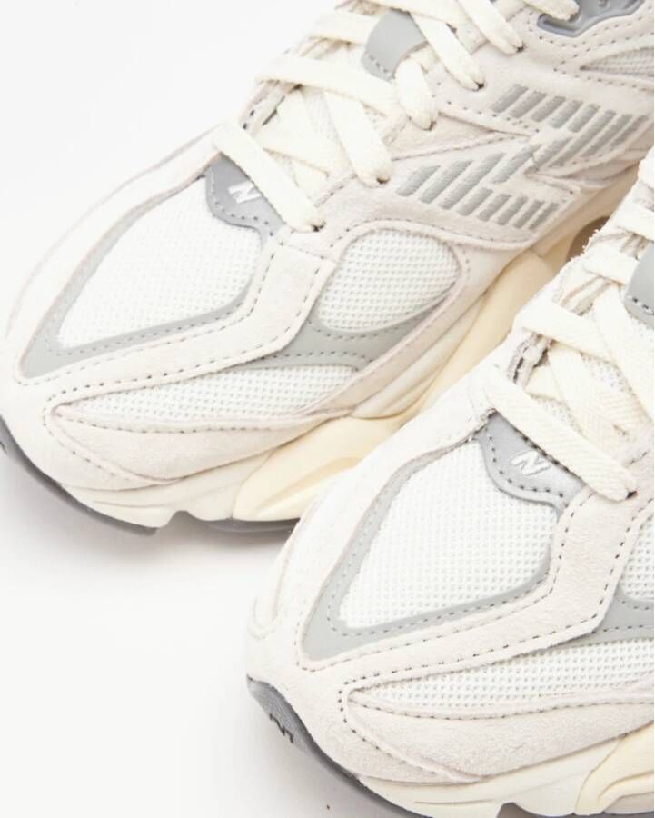 New Balance Stijlvolle witte sportschoenen Wit Unisex