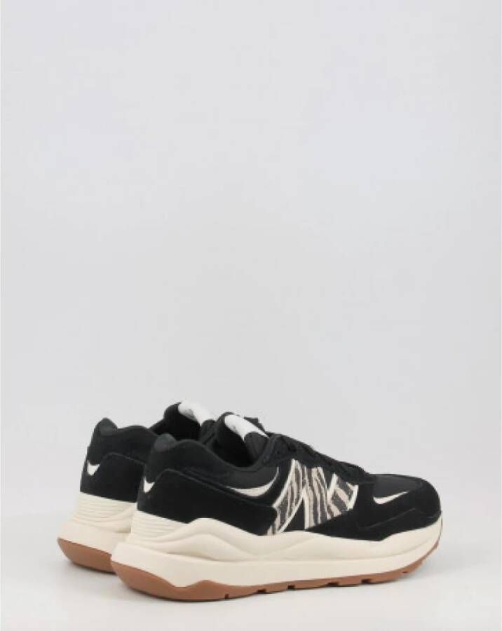 New Balance Zwarte Platte Sneakers Zwart Dames