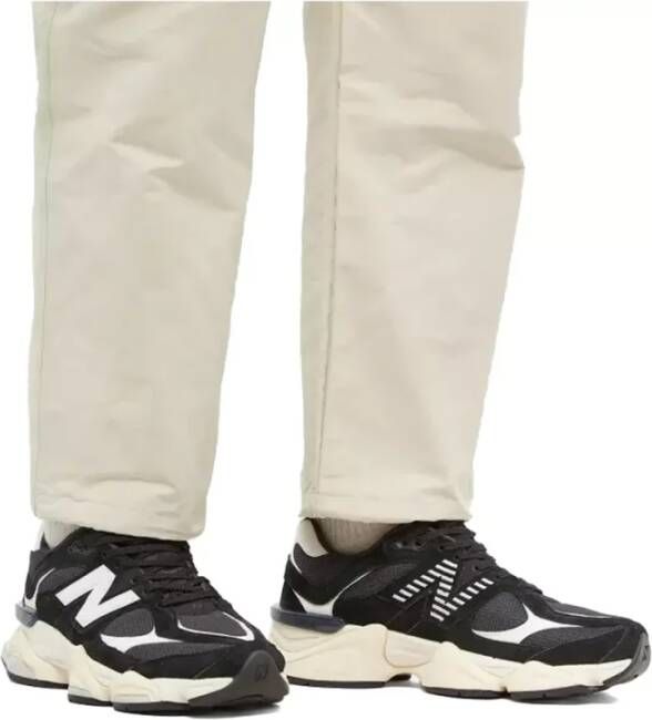 New Balance Zwarte leren en stoffen unisex sneakers Zwart Heren
