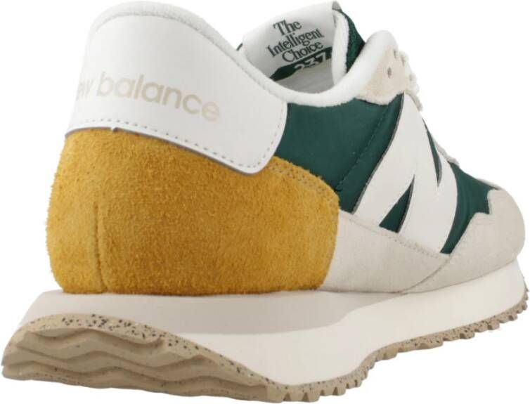 New Balance Stijlvolle Sneakers voor Mannen en Vrouwen Multicolor Heren