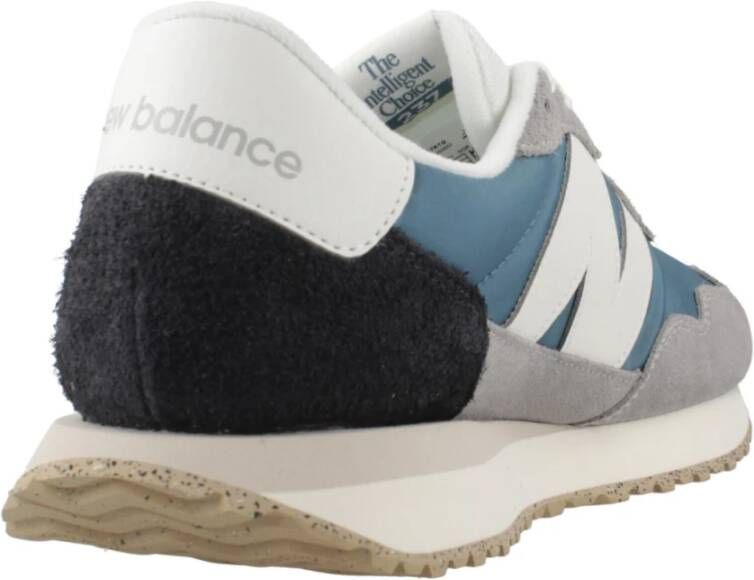 New Balance Stijlvolle Sneakers voor Mannen en Vrouwen Multicolor Heren