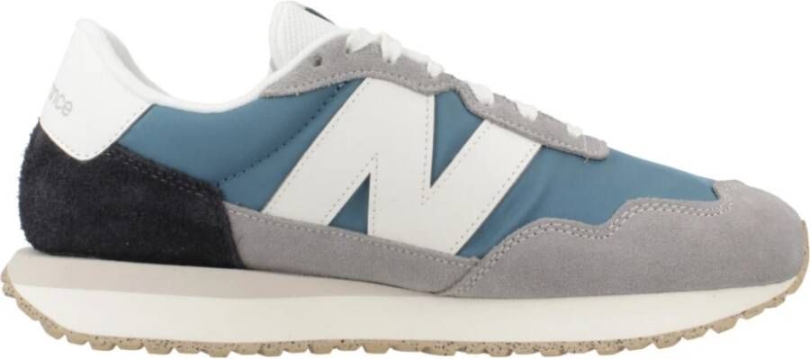 New Balance Stijlvolle Sneakers voor Mannen en Vrouwen Multicolor Heren