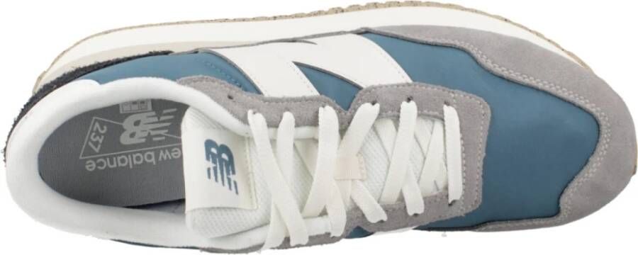 New Balance Stijlvolle Sneakers voor Mannen en Vrouwen Multicolor Heren