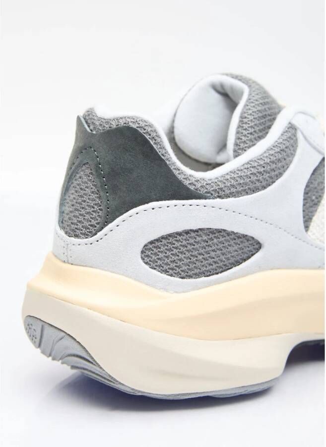 New Balance Suede Mesh Panel Sneakers Gray Heren
