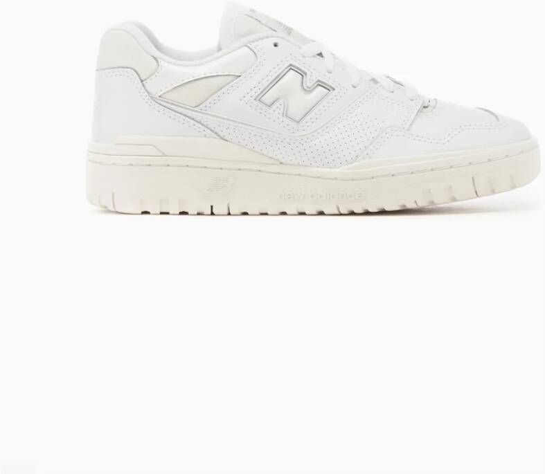 New Balance Witte Leren Sneakers met Gestroomlijnde Silhouet White Unisex