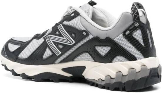 New Balance Zwarte Panel Sneakers Vetersluiting Ontwerp Black Dames