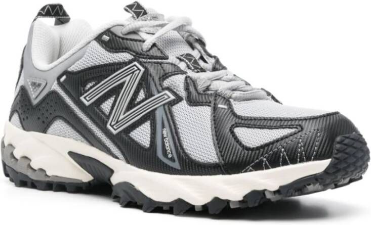 New Balance Zwarte Panel Sneakers Vetersluiting Ontwerp Black Dames