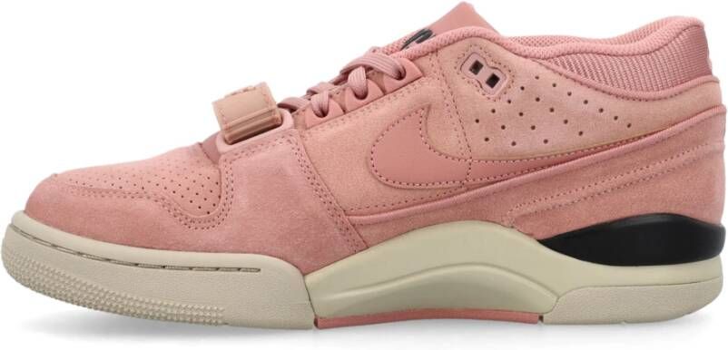 Nike Stijlvolle LOW Sneakers Pink Dames