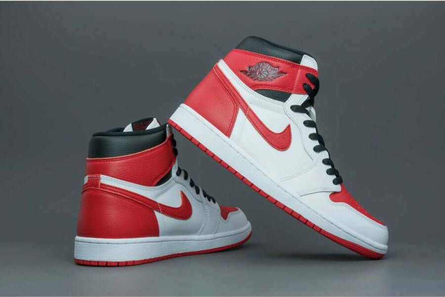 Nike Air Jordan 1 Heritage Sneakers Rood Dames
