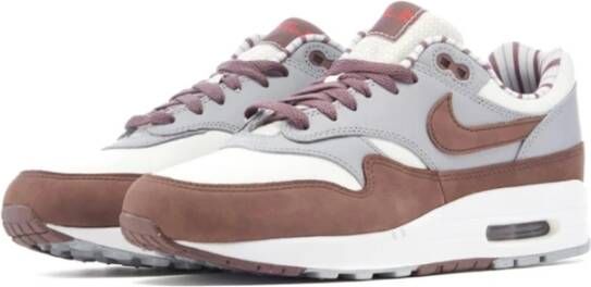 Nike Premium Sneakers