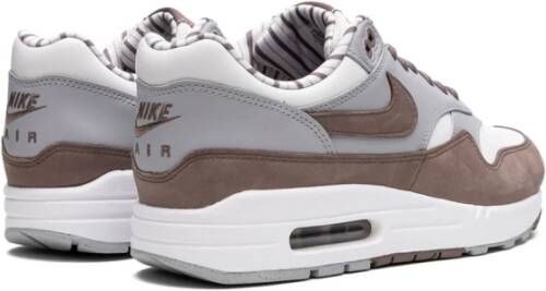 Nike Premium Leren Sneakers Brown Dames