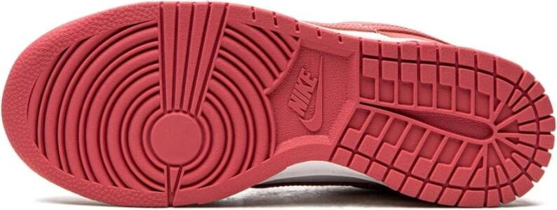Nike Archeo Pink Dunk Low Dames Sneaker