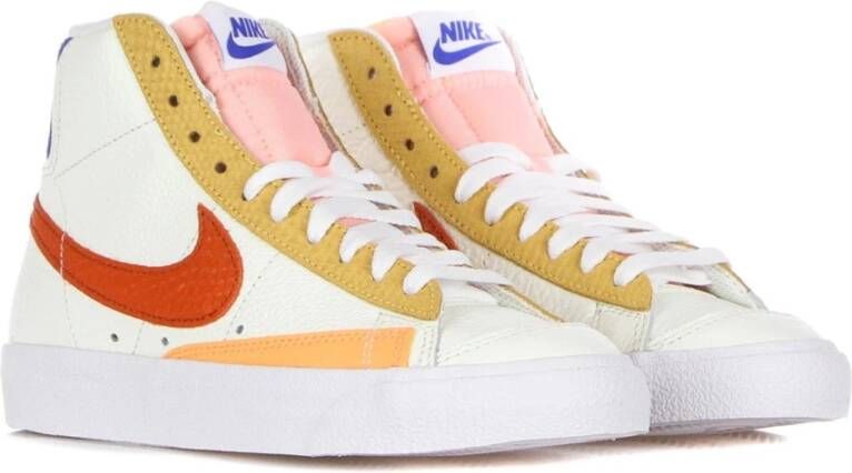 Nike Blazer Mid 77 Hoge Sneaker Oranje Wit Multicolor Dames