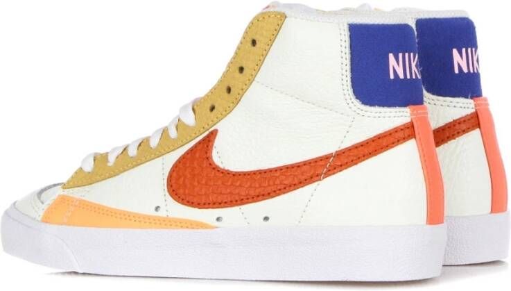 Nike Blazer Mid 77 Hoge Sneaker Oranje Wit Multicolor Dames