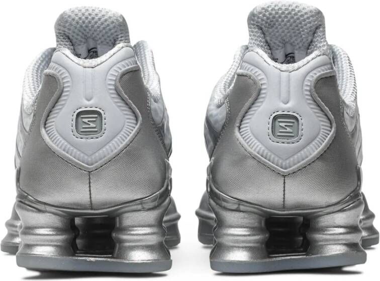 Nike Chrome Shox Sneakers Grijs 2025 Release