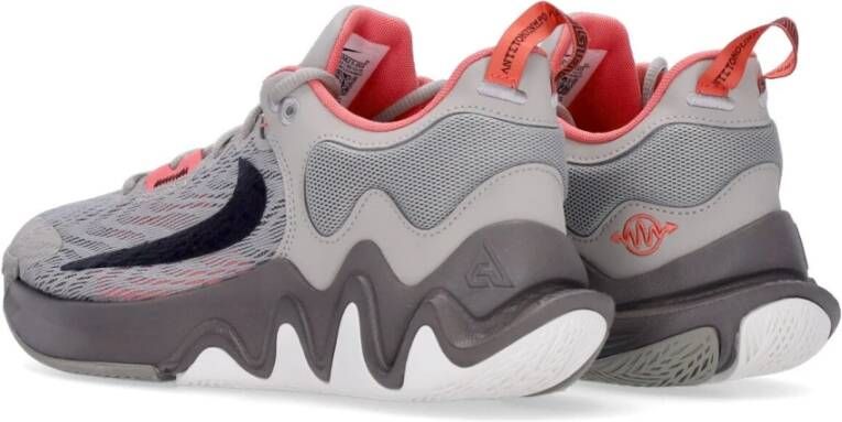 Nike Giannis Immortality 2 Basketbalschoen