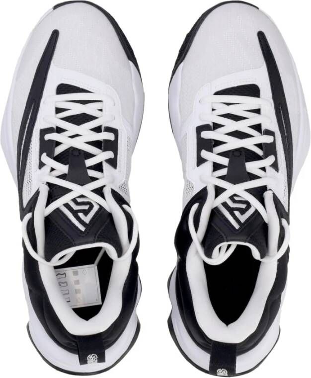 Nike Immortality 3 Basketballschoen