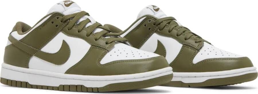 Nike Lage Medium Olive Sneakers Green Dames