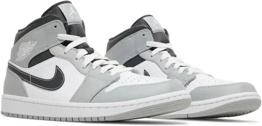 Nike Licht Rook Grijs Antraciet Sneakers