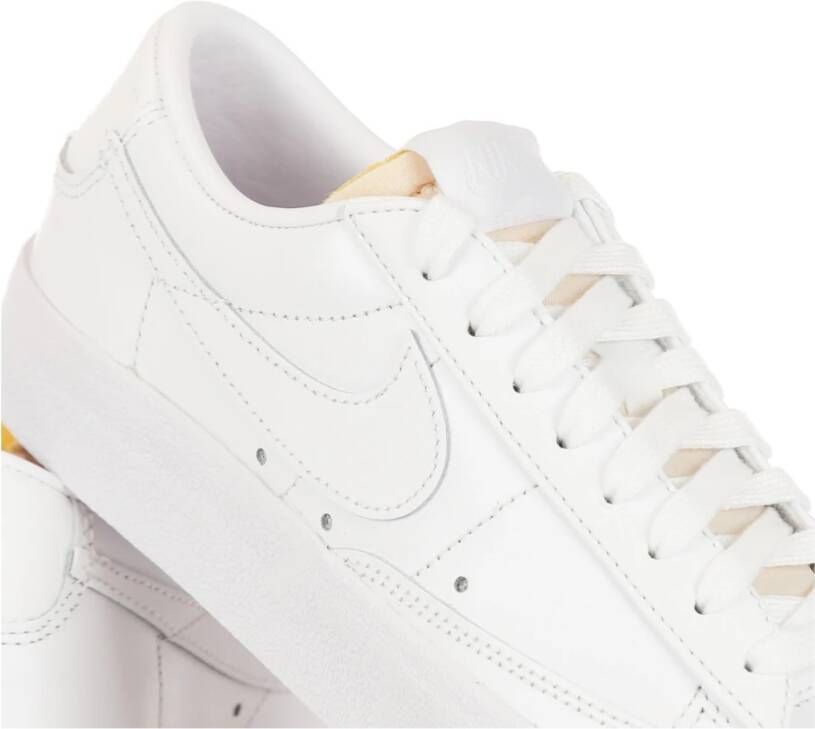 Nike Low Blazer 77 Sneakers