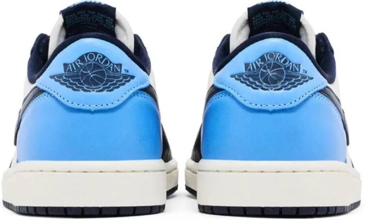 Nike Obsidian UNC Lage OG Sneakers