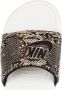 Nike Victori One Slipper met print voor dames Desert Sand Summit White Black Dames - Thumbnail 8