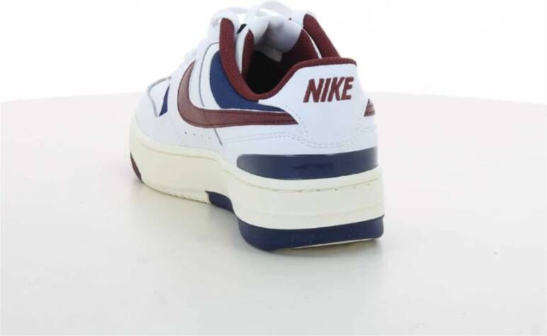 Nike Rode Gamma Force Damesschoenen