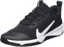 Nike Omni Multi-Court Zaalschoenen voor kids Zwart - Thumbnail 4