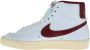 Nike Wmns Blazer Low '77 Se Basketball Schoenen white team red muslin mtlc gold star maat: 39 beschikbare maaten:39 36.5 - Thumbnail 4